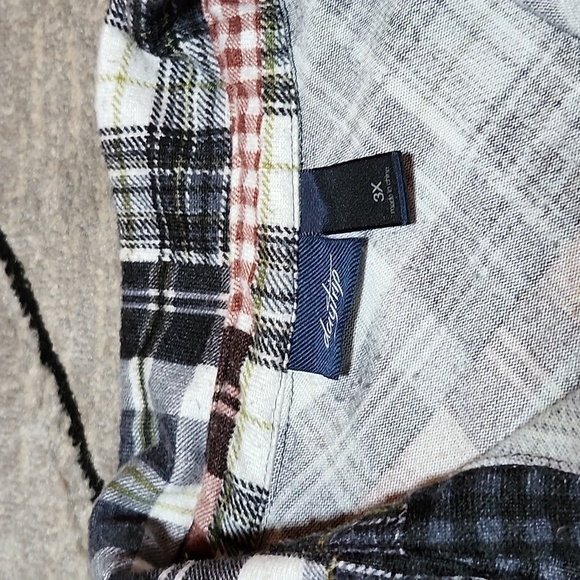 BUCKLE DAYTRIP PATCHWORK FLANNEL PLAID BUTTON-UP LONG-SLEEVED SHIRT JACKET - Picture 2 of 11